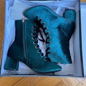 Aqua velvet lace up booties/ankle boots